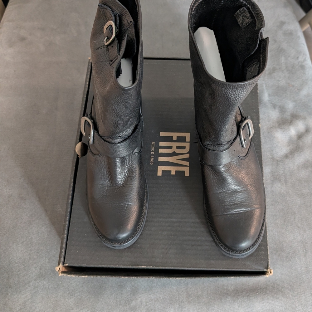 Frye Men's Black Leather Buckle Boots